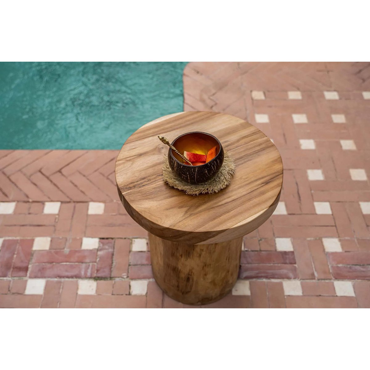 Natuurlijke kokoskom The coco food bowl goudkleurig