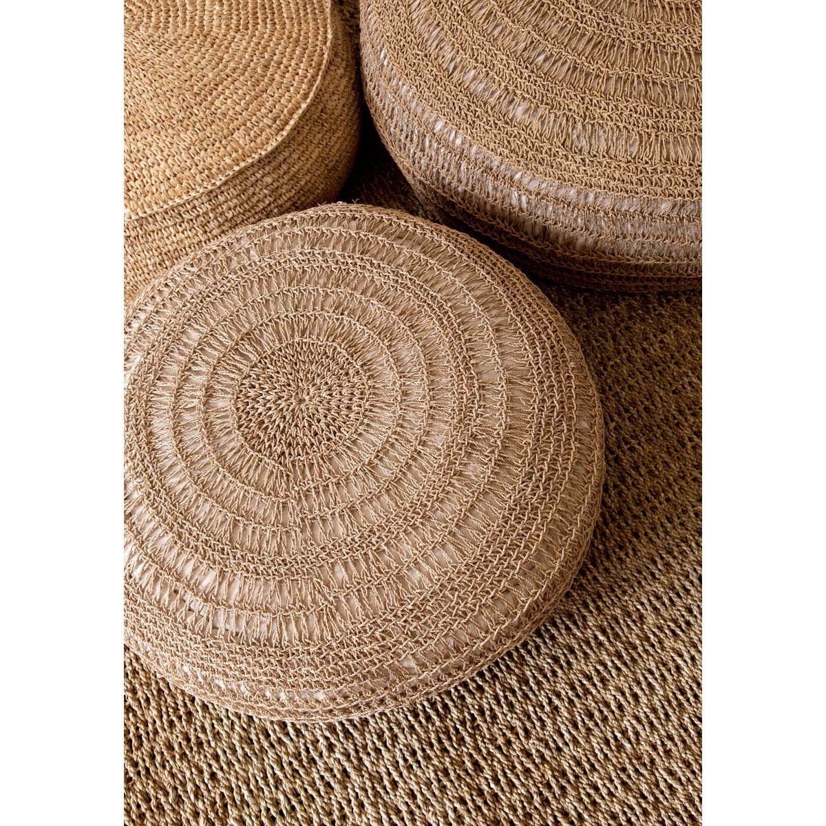 Raffia poef Flores natuurlijk