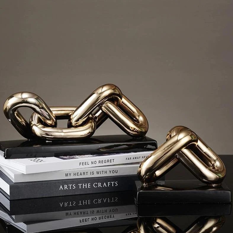 Keramiek sculptuur Art 4 schakel goud/zwart