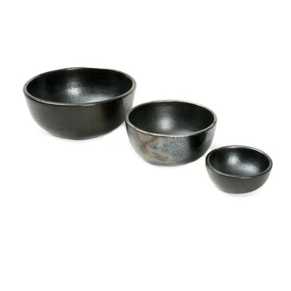 Gebrande terracotta schaal The burned bowl zwart - M