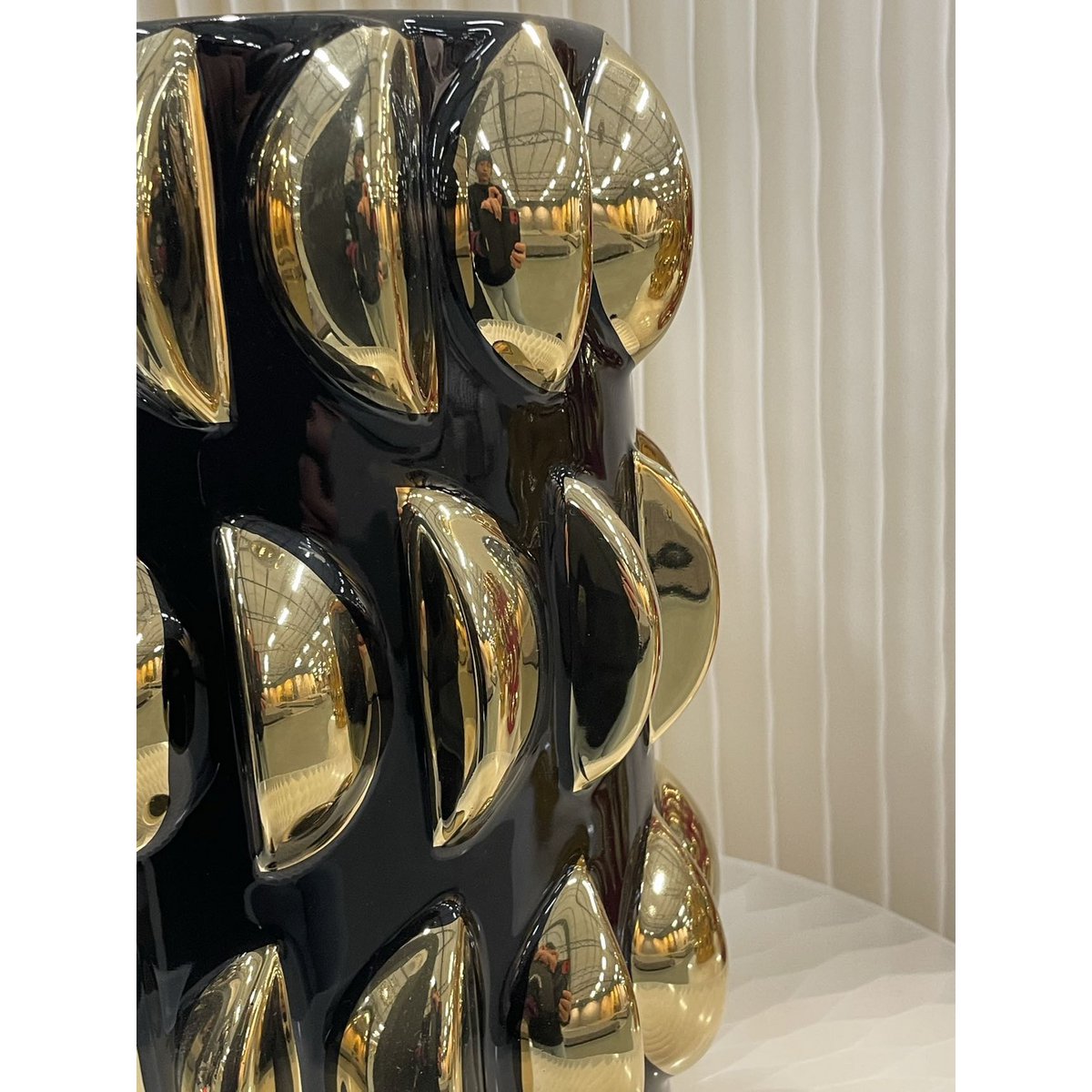 Porseleinen vaas Visschaalpatroon zwart/goud