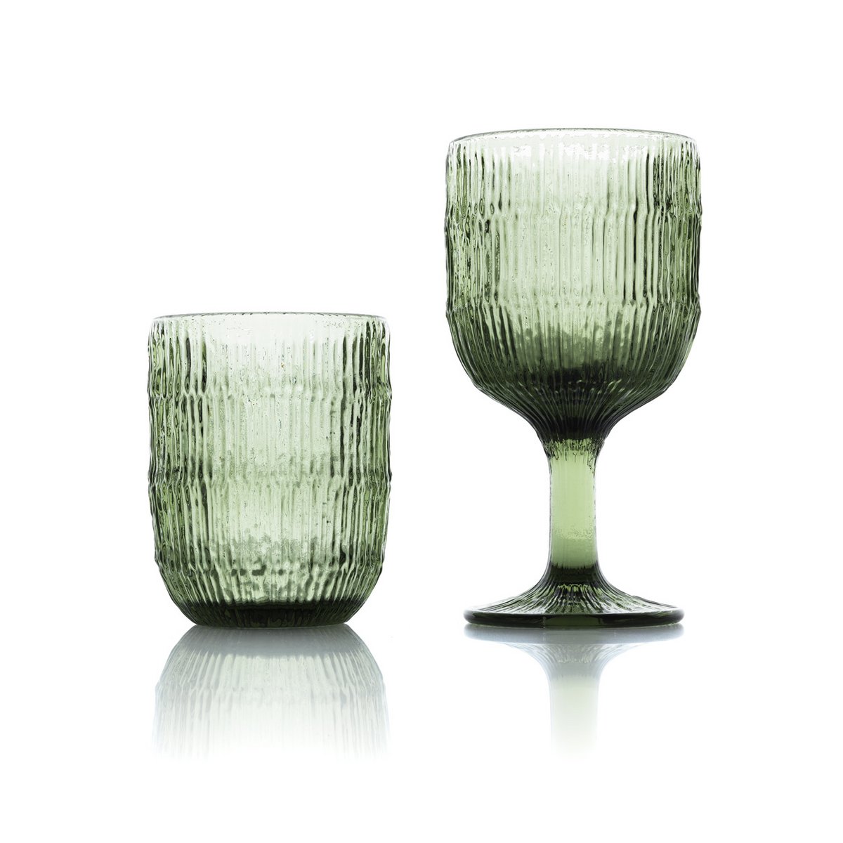 Glazen waterglas Moss ripple groen