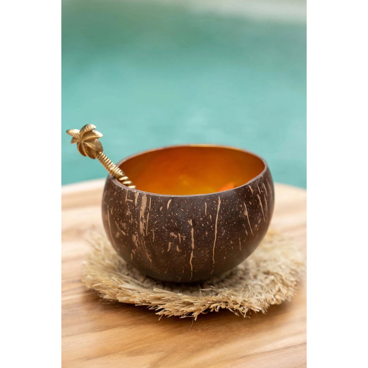 Natuurlijke kokoskom The coco food bowl goudkleurig