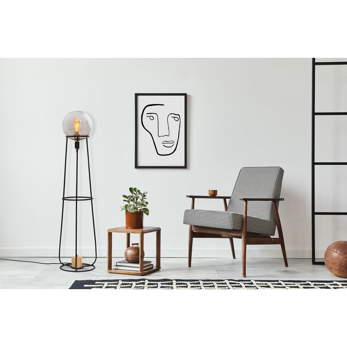 Stapellamp "stelo", moderne vloerlamp gemaakt van zwart metaal en rookglas, E27 - aansluiting, 128,5 cm hoog, voor eetkamer, woonkamer, gang of kantoor, - OutHome