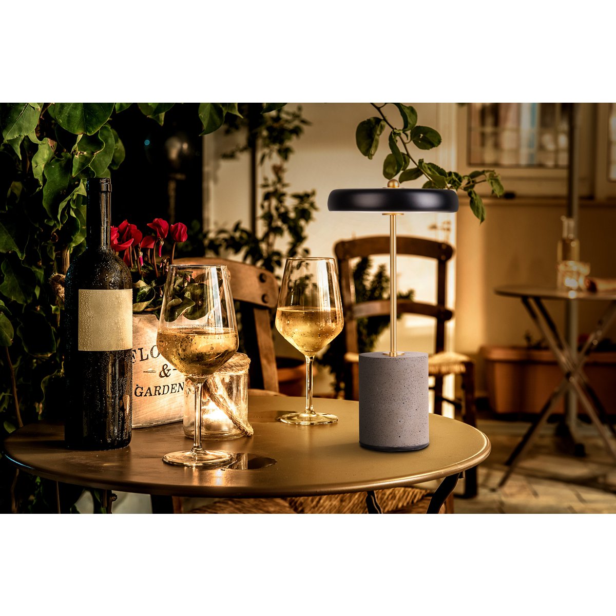 Acculamp Seta Grijs Metaal/Beton - 30 cm