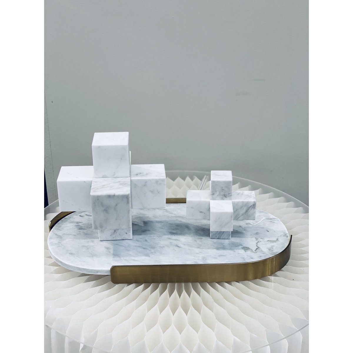 Marmeren kruis wit - 9 cm
