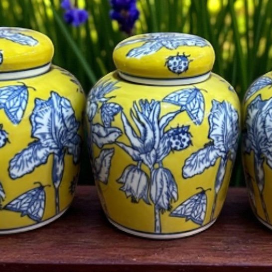 Porseleinen pot handbeschilderd blauw/geel