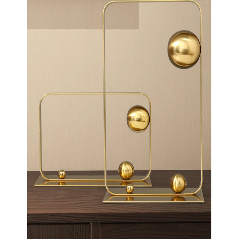 Legering sculptuur B goud - 40 cm