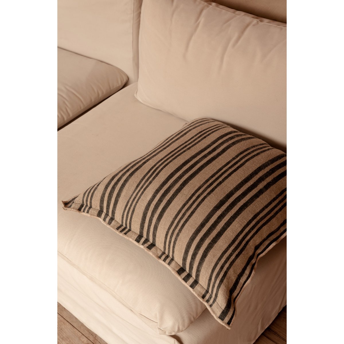 Kussenhoes Nordic stripe natuurlijk zwart - 50 cm